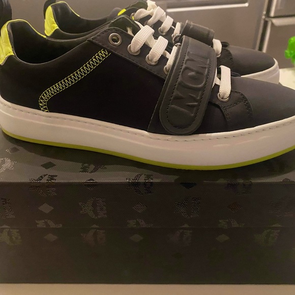 MCM shoes in perfect condition (auth) - Picture 3 of 3